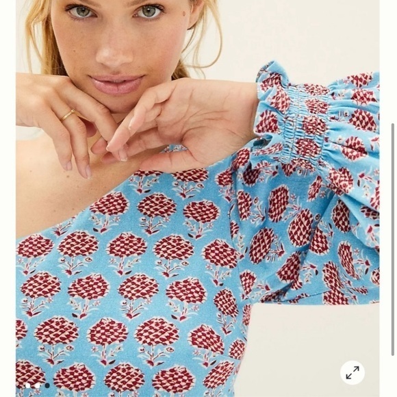 Puff-Sleeved One-Shoulder Blouse‎ Forever That Girl Anthropologie - Picture 3 of 10